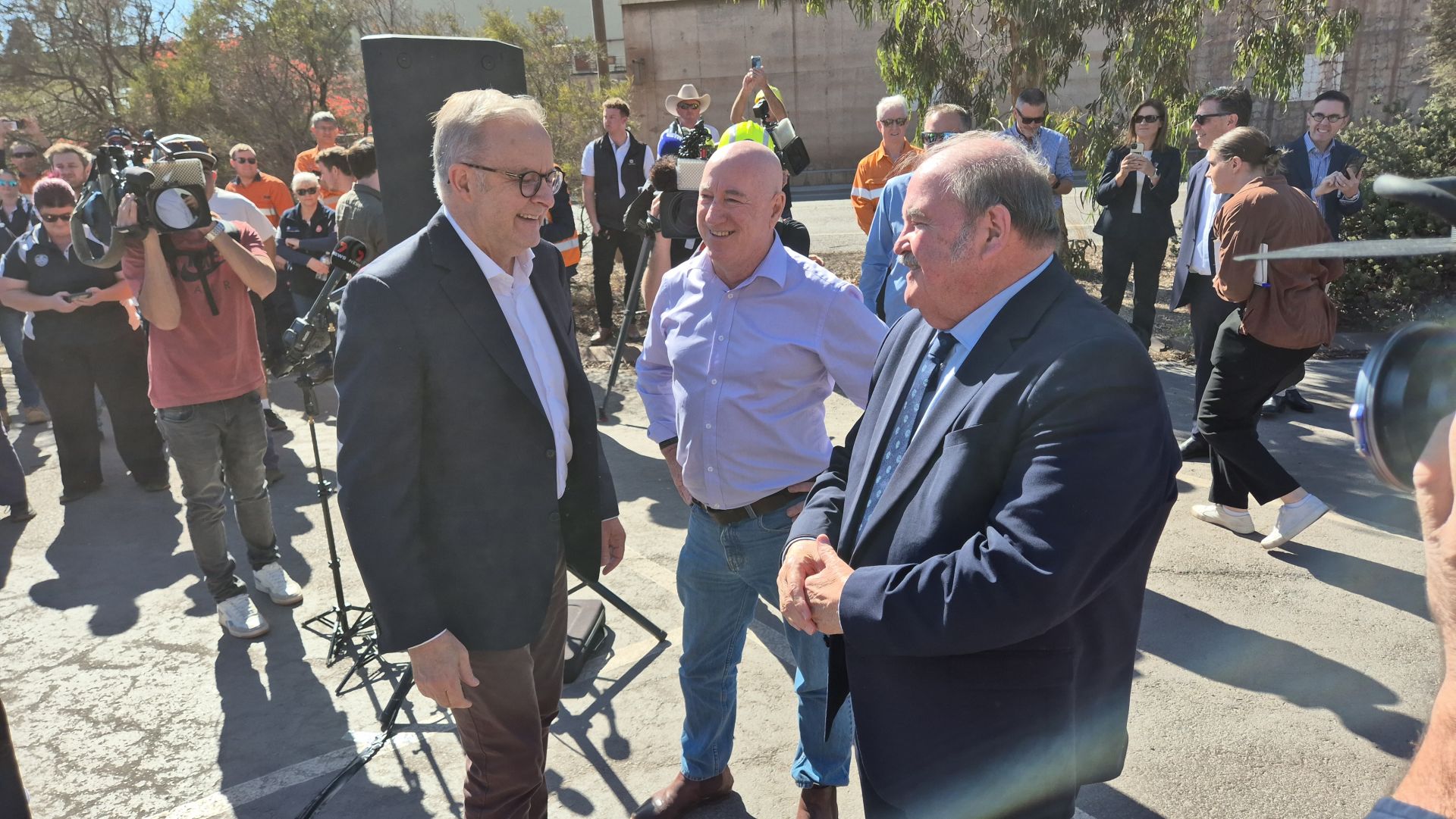 Prime Minister Anthony Albanese with Mayor Phill Stone Local Member for Giles Eddie Hughes