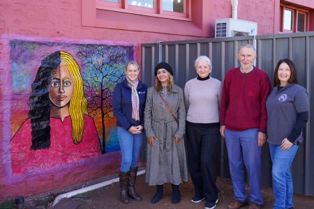 L-R: Teresa Coles, Jozal Haddad, Art Group members