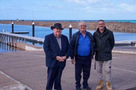 Mayor Phill Stone, Sea Rescue Peter Olivier and Project Manager Anthony Bray